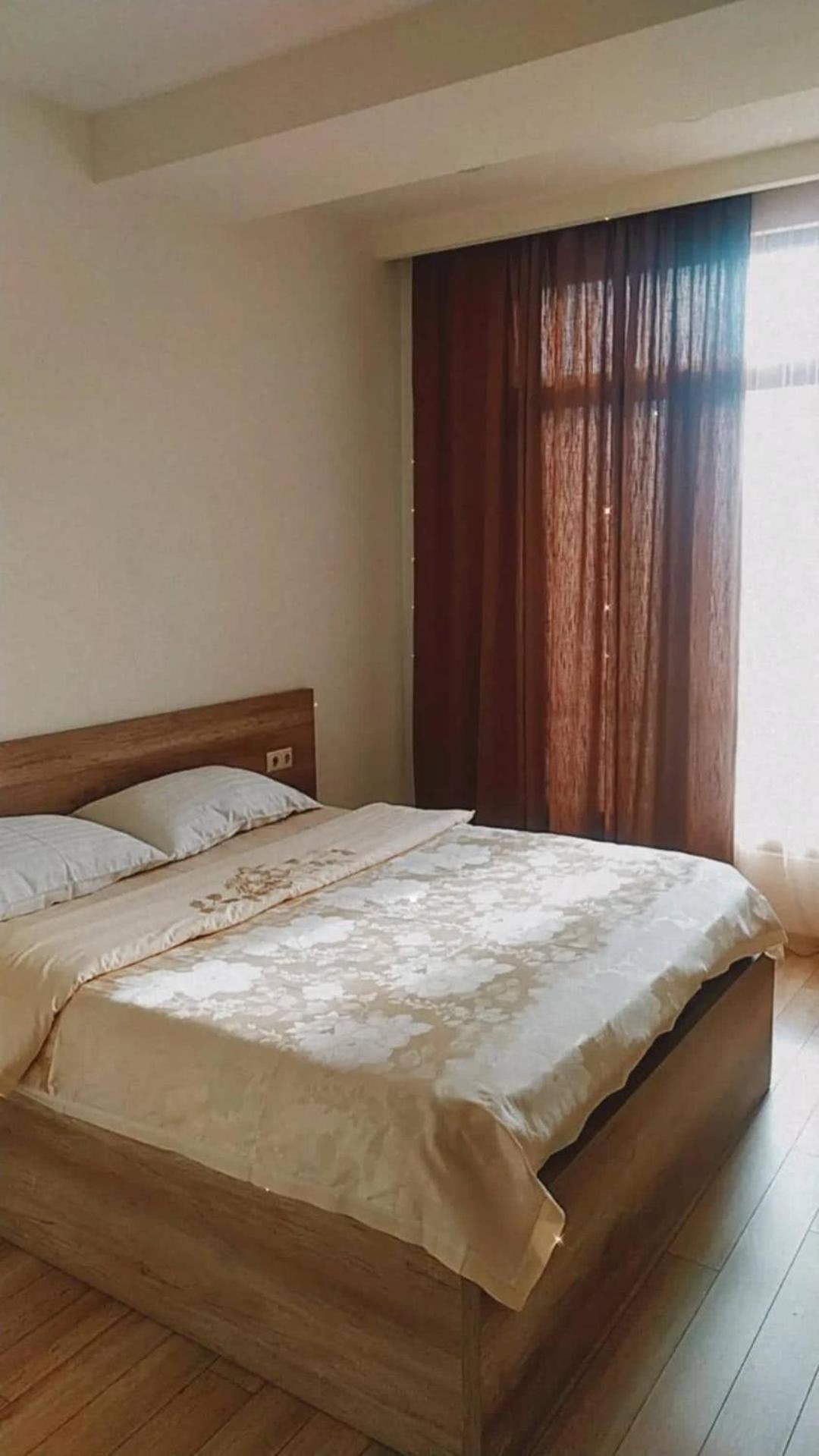 Tikas Home Апартаменты ティビリシ エクステリア 写真